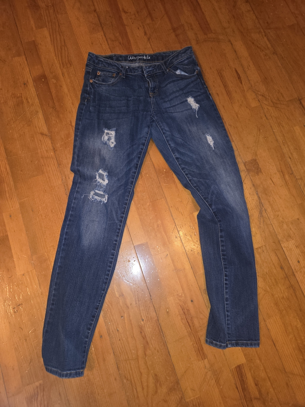 Aeropostale Women's Distressed Dark Blue Skinny Jeans